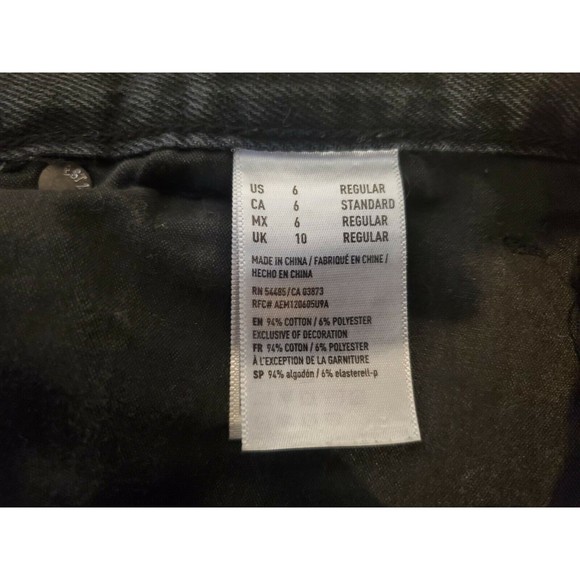 American Eagle Women's Mom Jean High Rise Size 6 EMBROIDERED - Picture 4 of 8